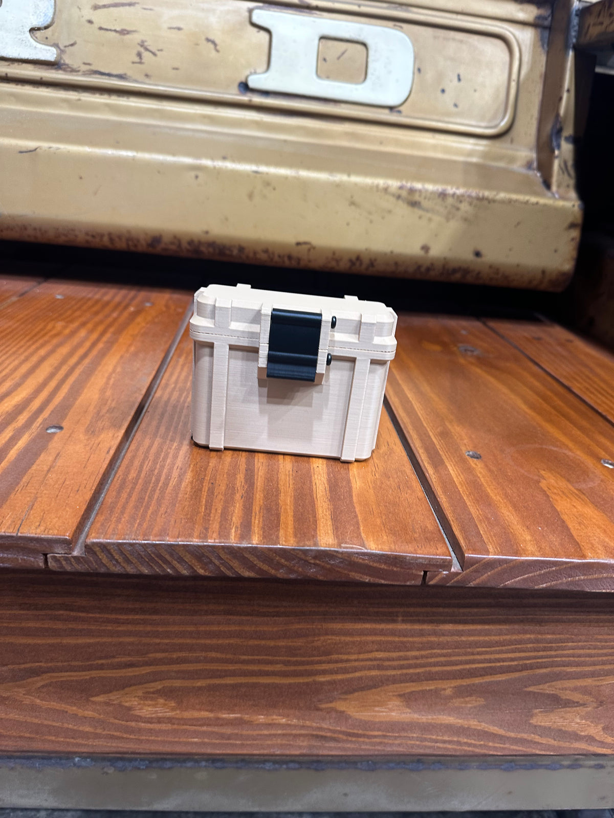 3D Printed Battery box- Universal Fit - 4 Slots