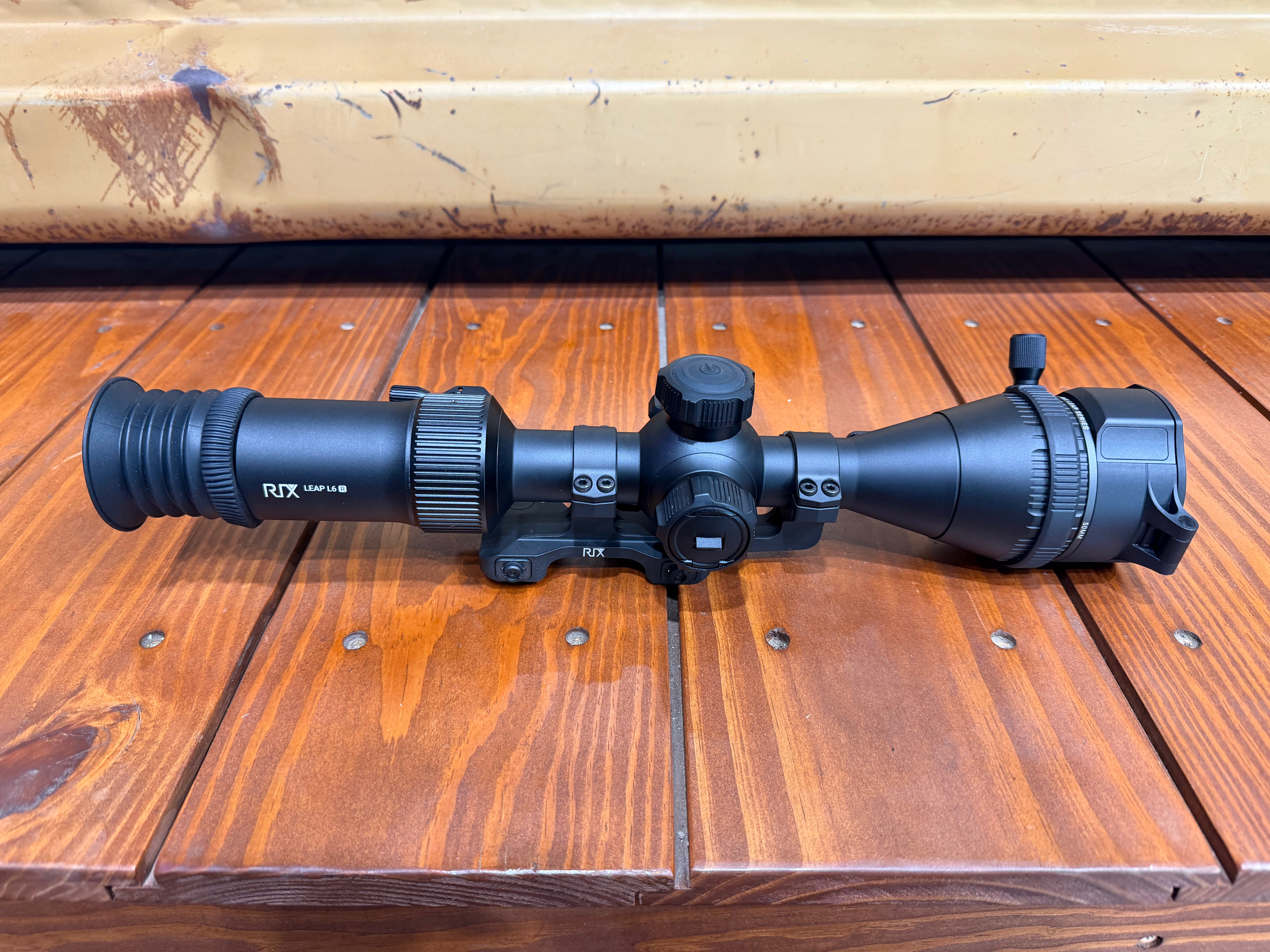 RIX Optics Leap L6R 50-640- Used Unit