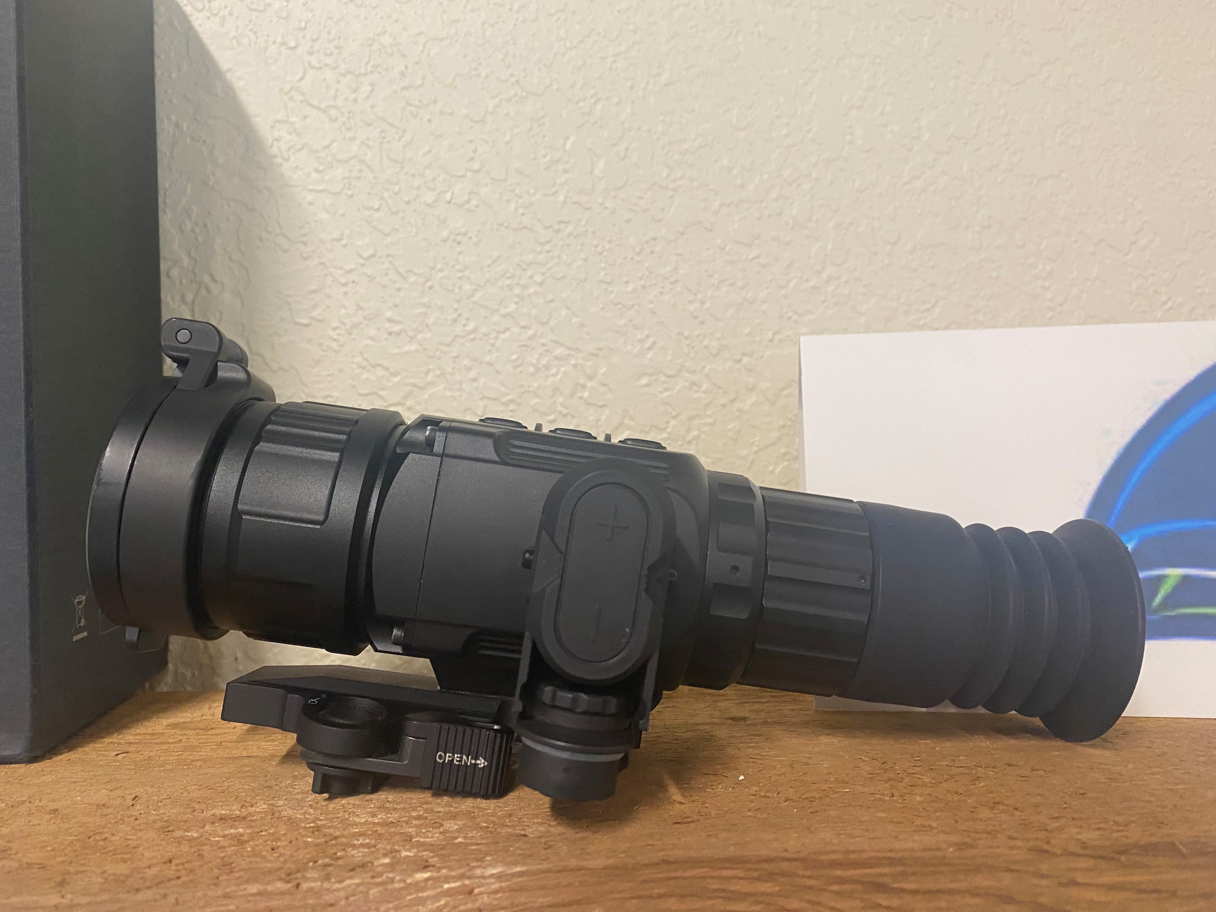 Bering Optics Battery Extender for all Hogsters and Yoters