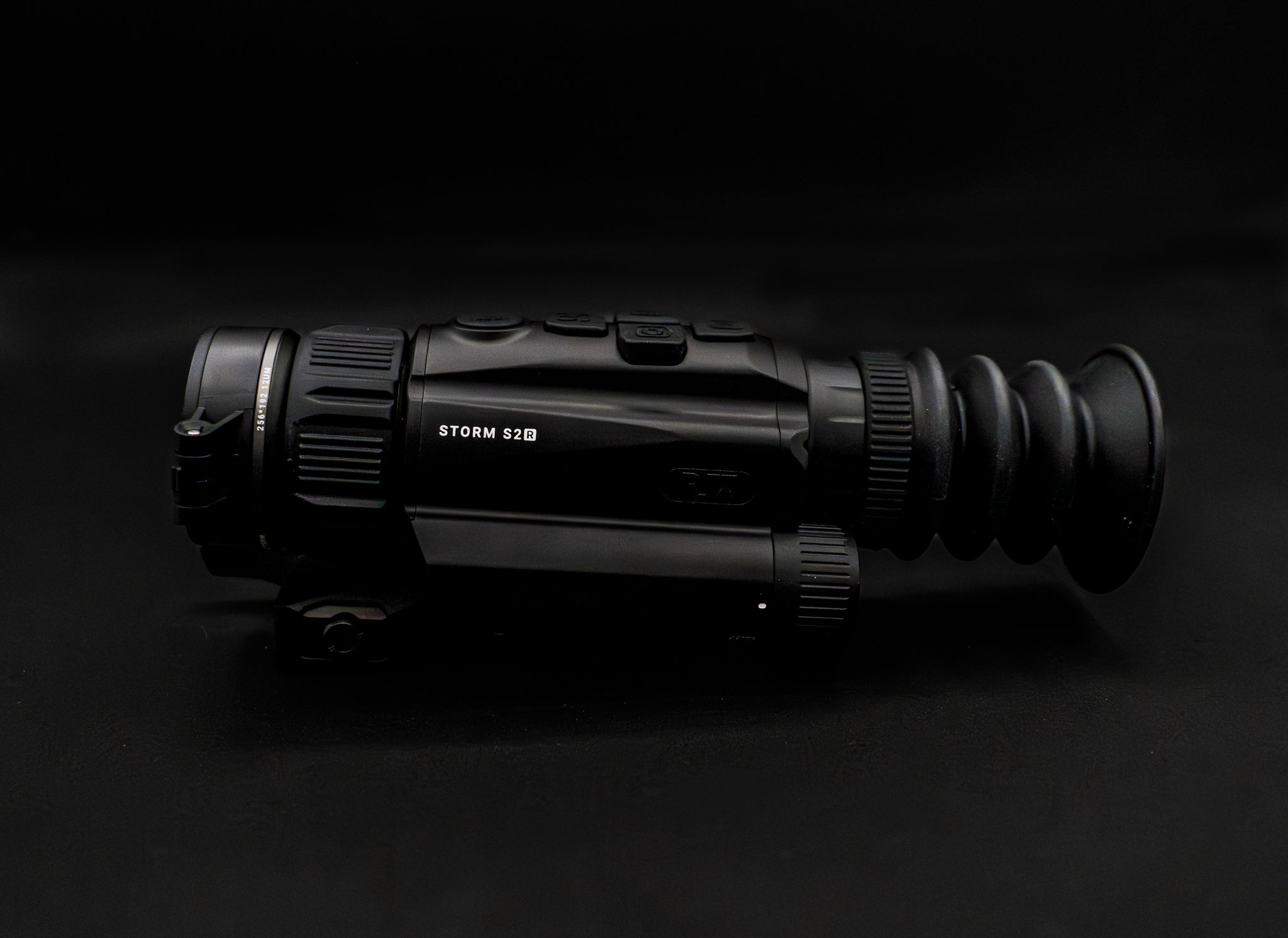 RIX STORM S2R 25-256 LRF Thermal Scope