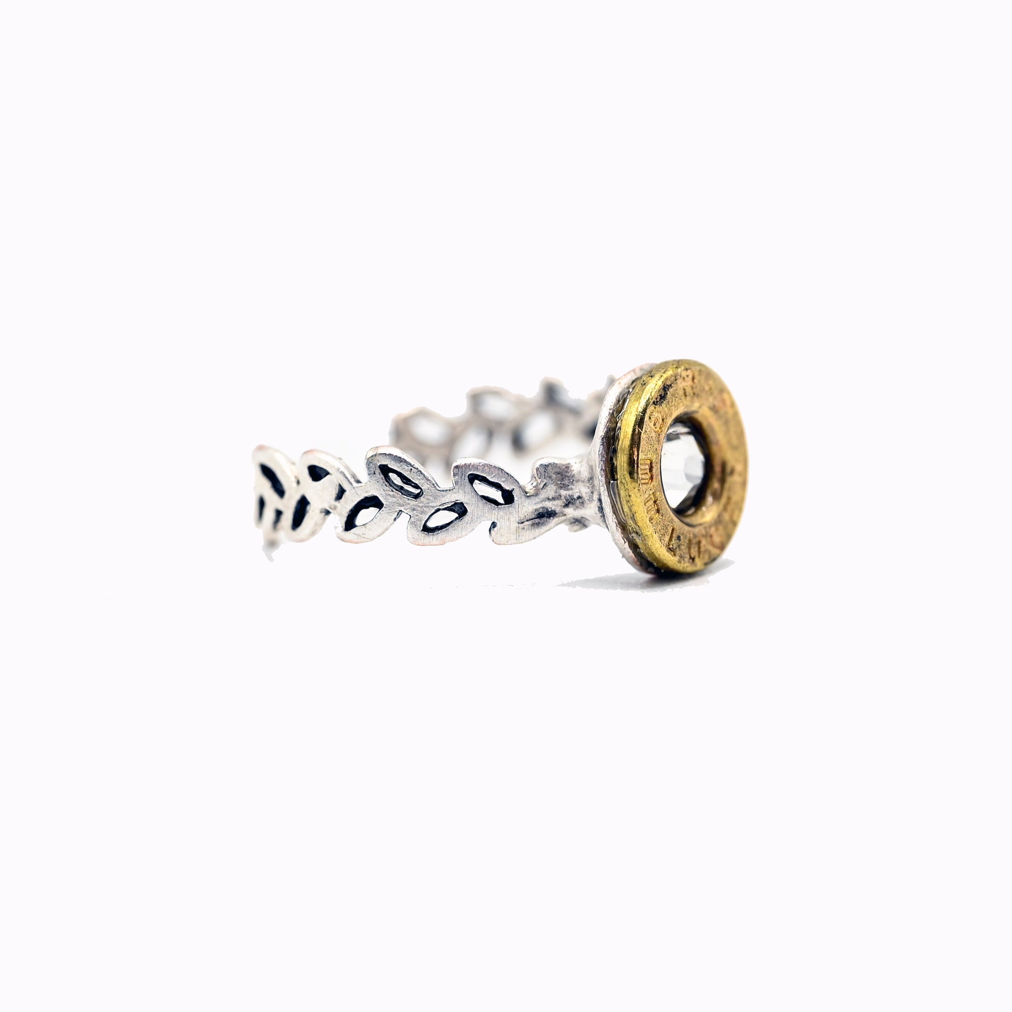 Delicate Ring - Pretty Hunter