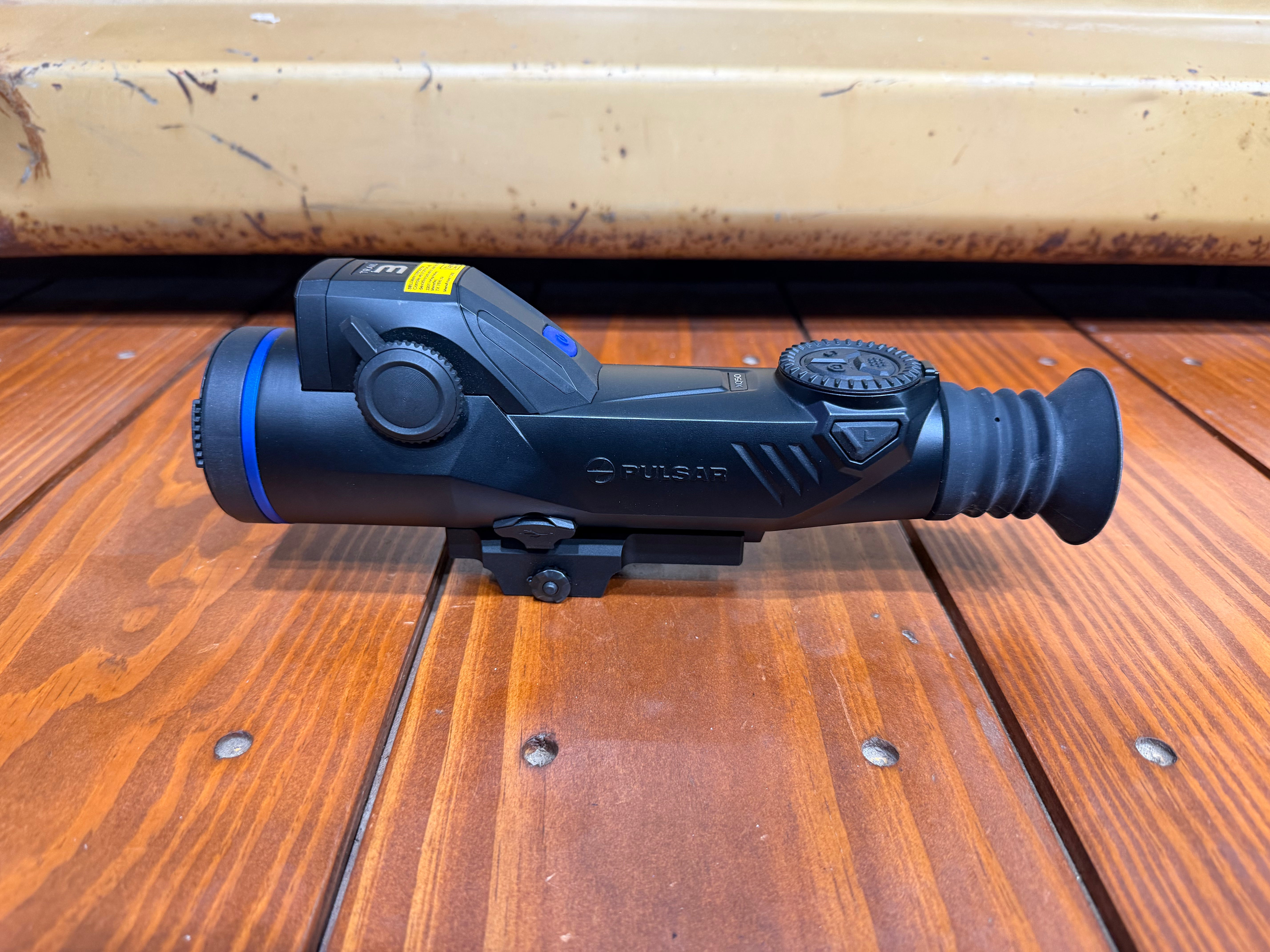 Pulsar Trail 3 LRF XQ50 W/mount - Store Demo