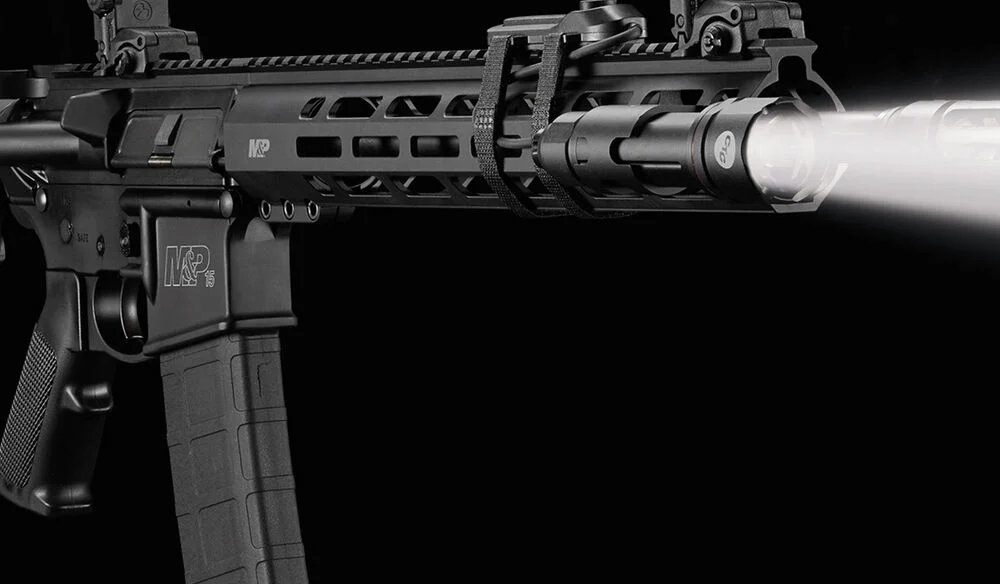 Crimson Trace CWL-202 TACTICAL LIGHT FOR RAIL-EQUIPPED LONG GUNS